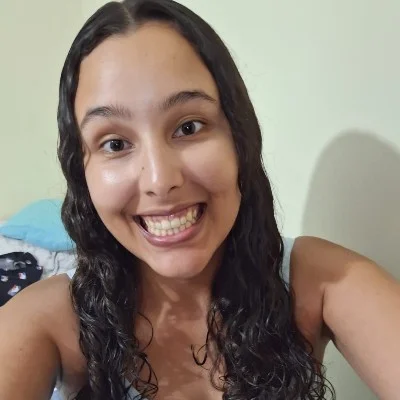 Yanessa Lopes Cazzoni Correa